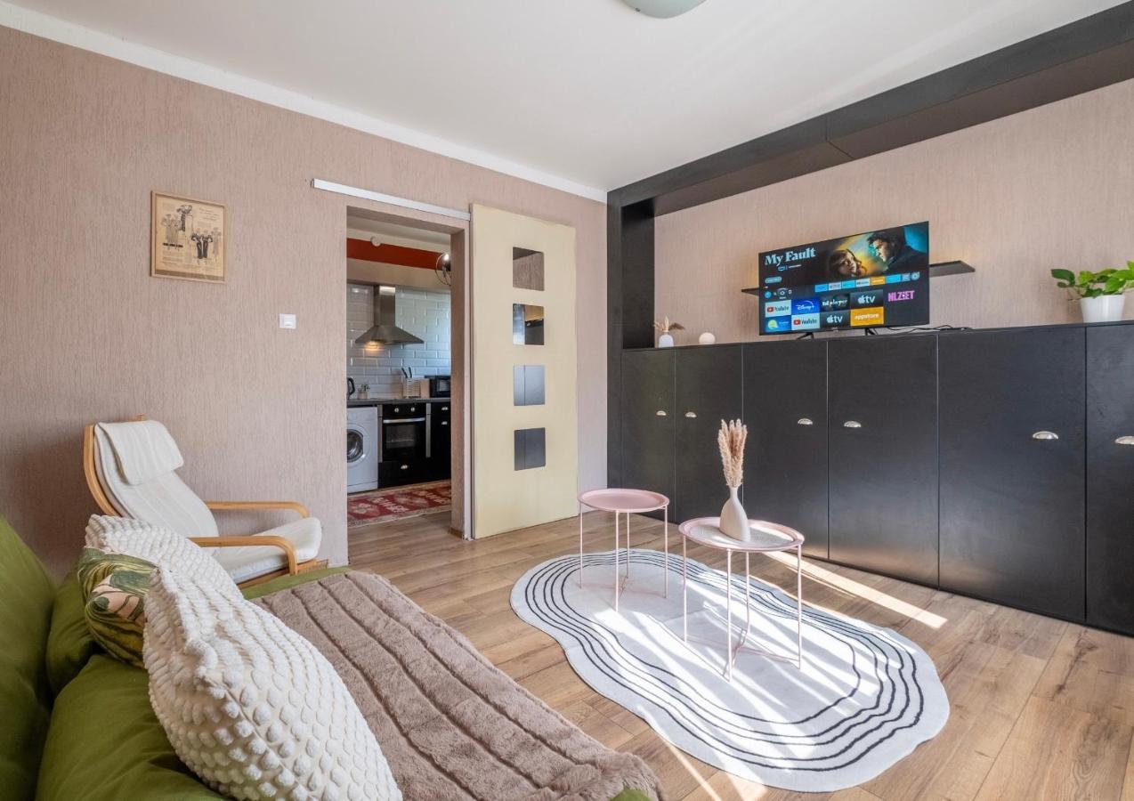 #Maison㊶ - A Vibrant, Urban Stay Sofia Luaran gambar